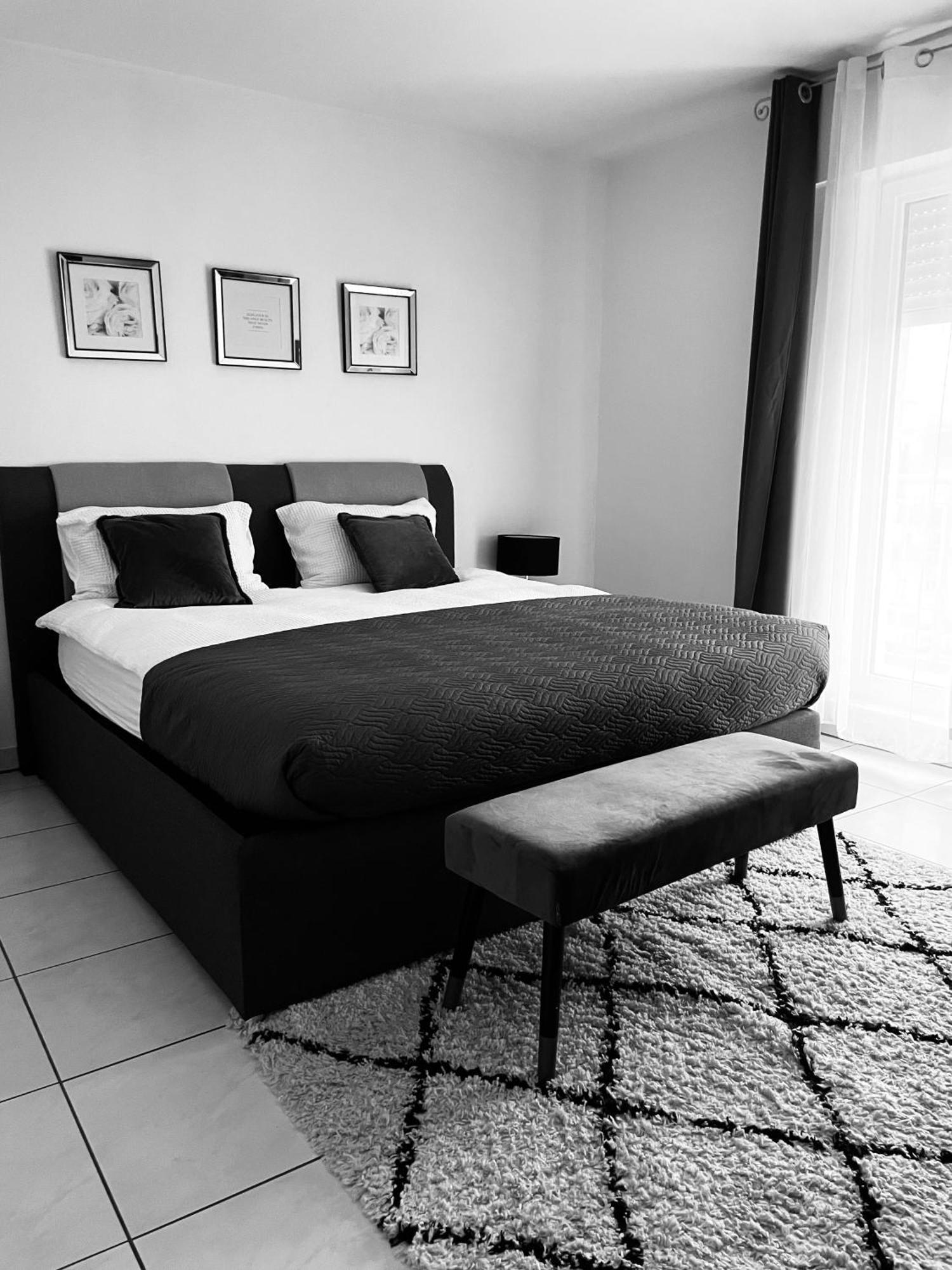 Luxury Penthouse Apartment With 3 Balconies -2 Bedrooms -Petrus View & Parking 卢森堡 外观 照片